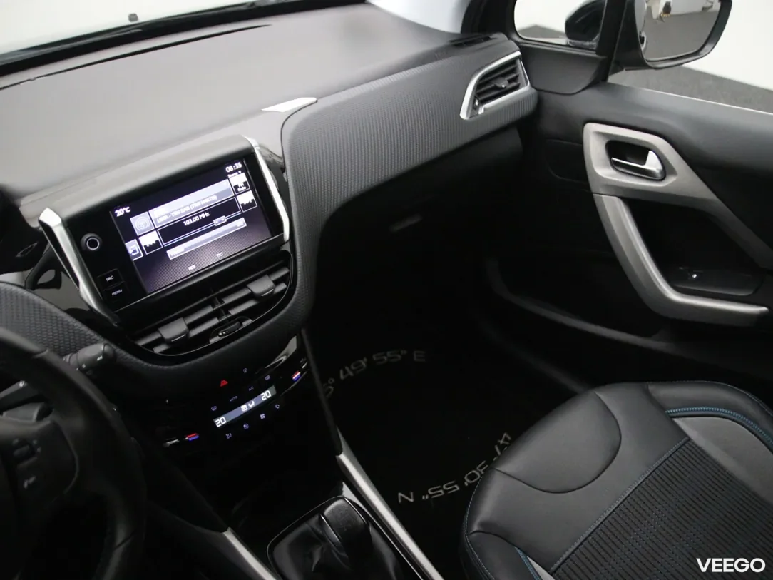 Peugeot 2008 1.2 81kW