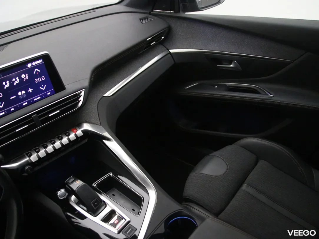 Peugeot 5008 1.6 133kW