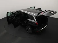 Peugeot 5008 2 130kW thumbnail