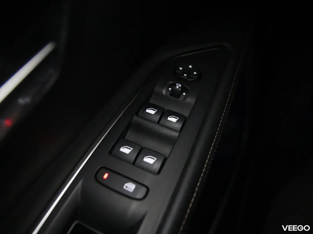 Peugeot 5008 1.6 133kW