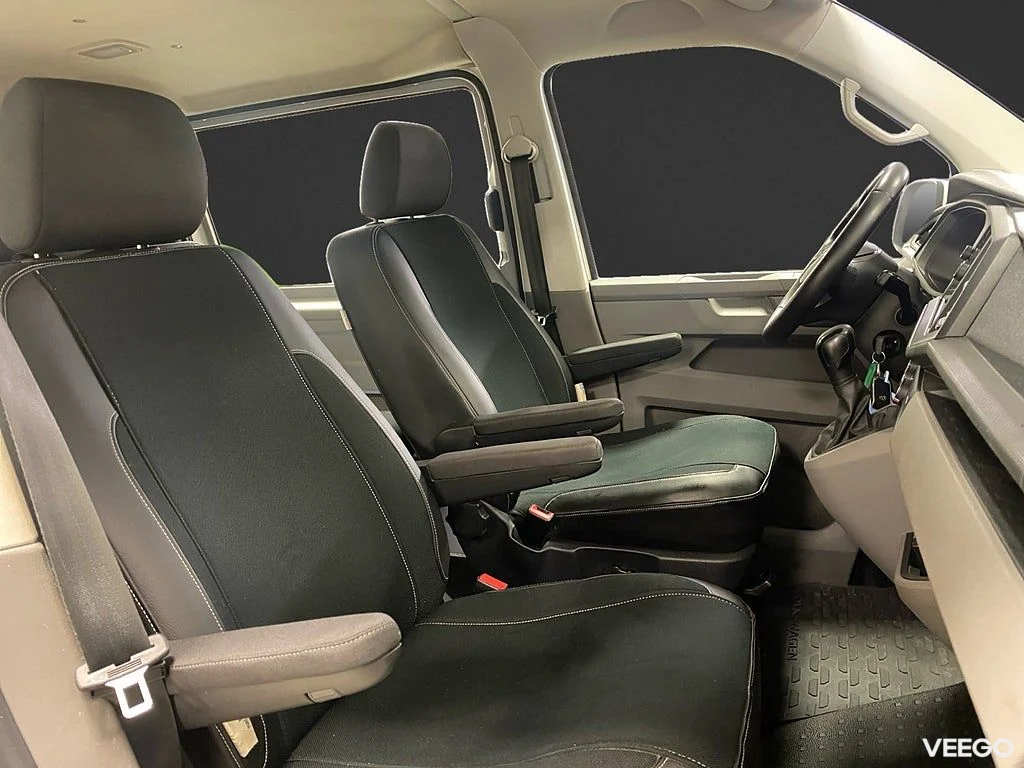 Volkswagen Transporter Kombi 2.0 TDI 4M DSG 150HK L2 5-Sits 110kW