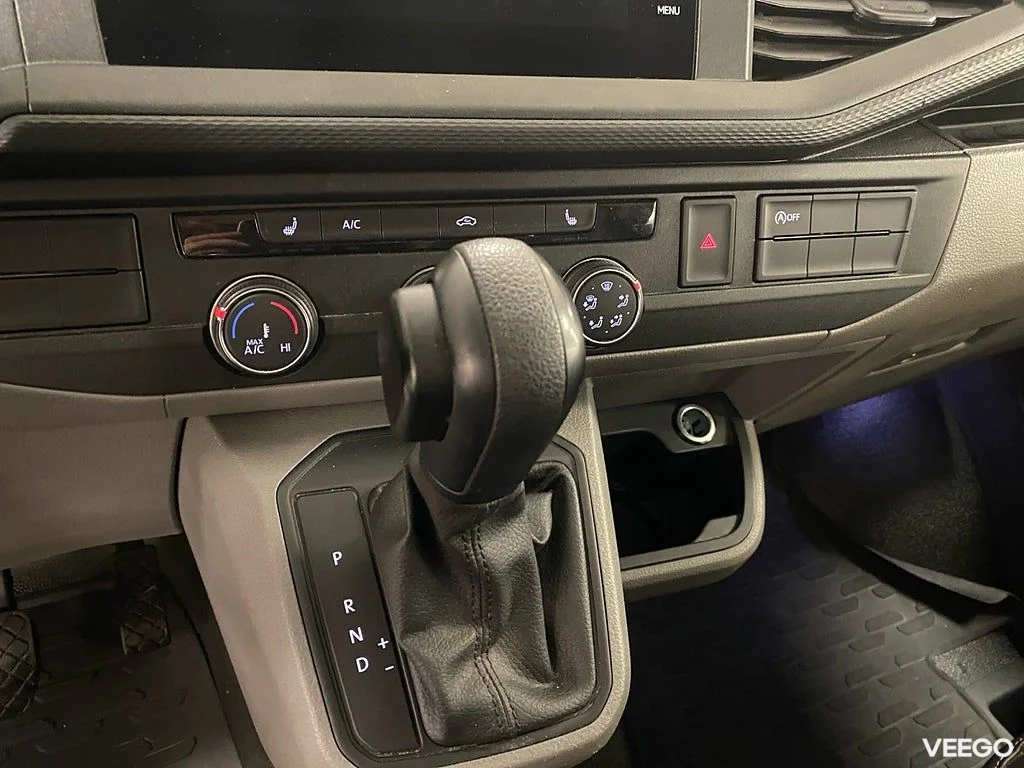 Volkswagen Transporter Kombi 2.0 TDI 4M DSG 150HK L2 5-Sits 110kW