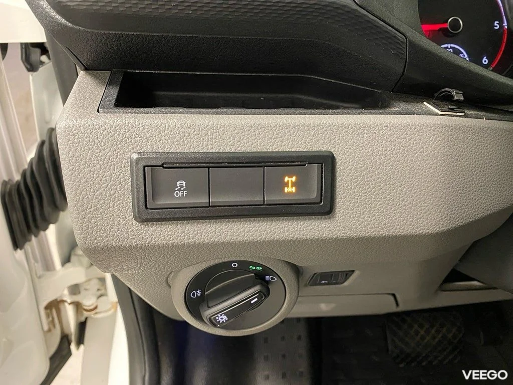 Volkswagen Transporter Kombi 2.0 TDI 4M DSG 150HK L2 5-Sits 110kW