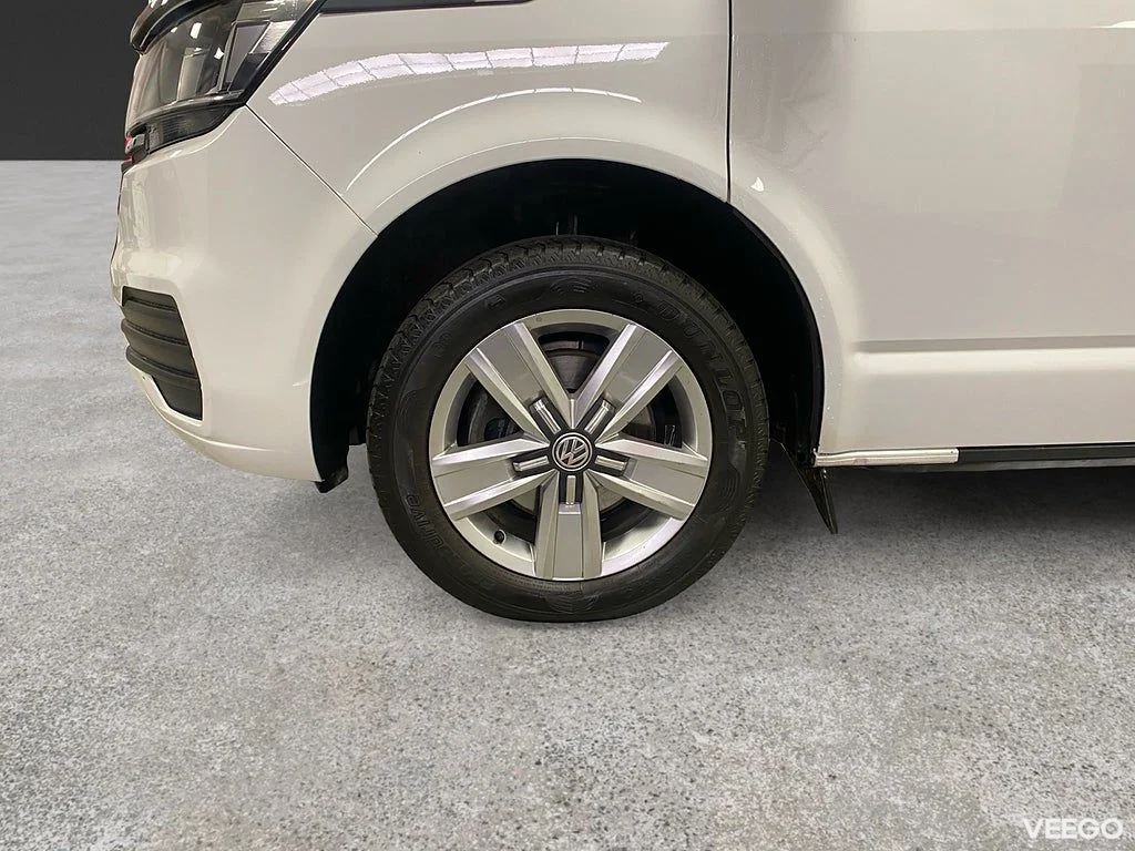 Volkswagen Transporter Kombi 2.0 TDI 4M DSG 150HK L2 5-Sits 110kW