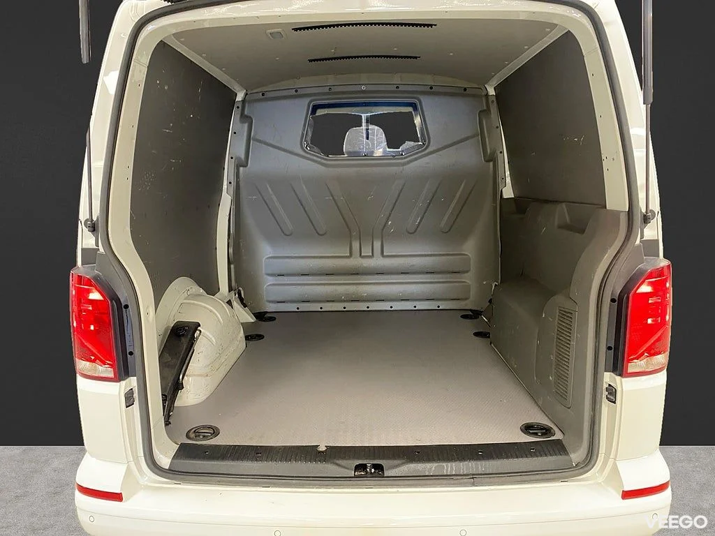 Volkswagen Transporter Kombi 2.0 TDI 4M DSG 150HK L2 5-Sits 110kW