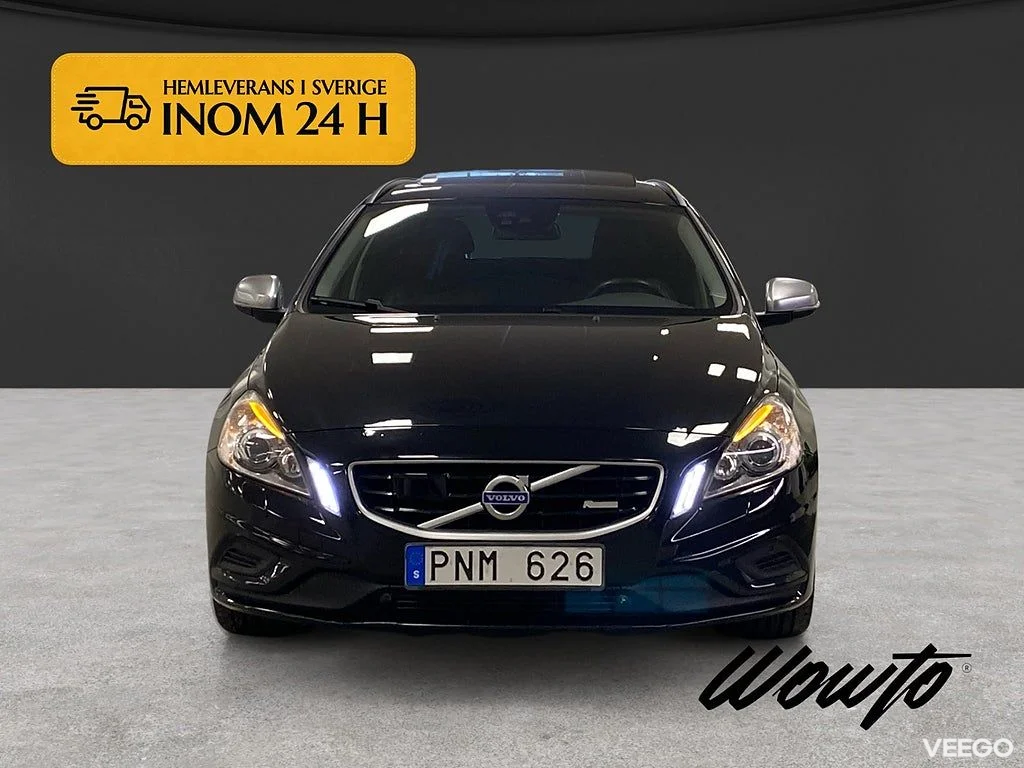 Volvo V60 T6 AWD 329HK Black R /Ferrita /Taklucka 242kW