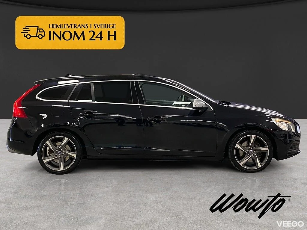 Volvo V60 T6 AWD 329HK Black R /Ferrita /Taklucka 242kW
