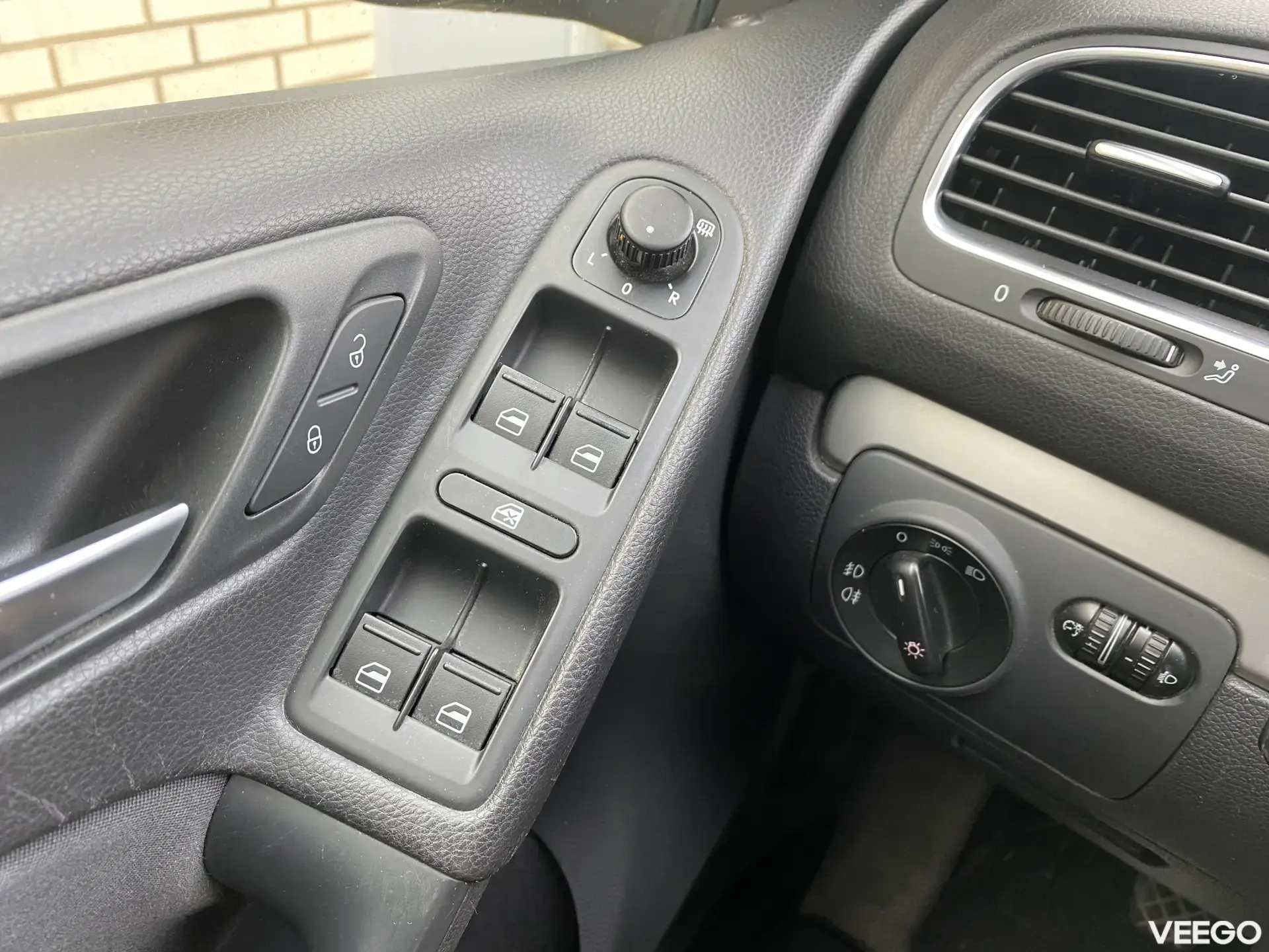 Volkswagen Golf 1.2 77kW