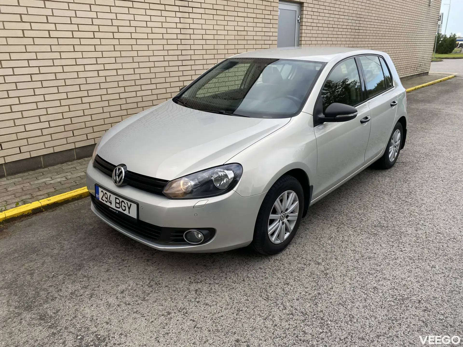 Volkswagen Golf 1.2 77kW
