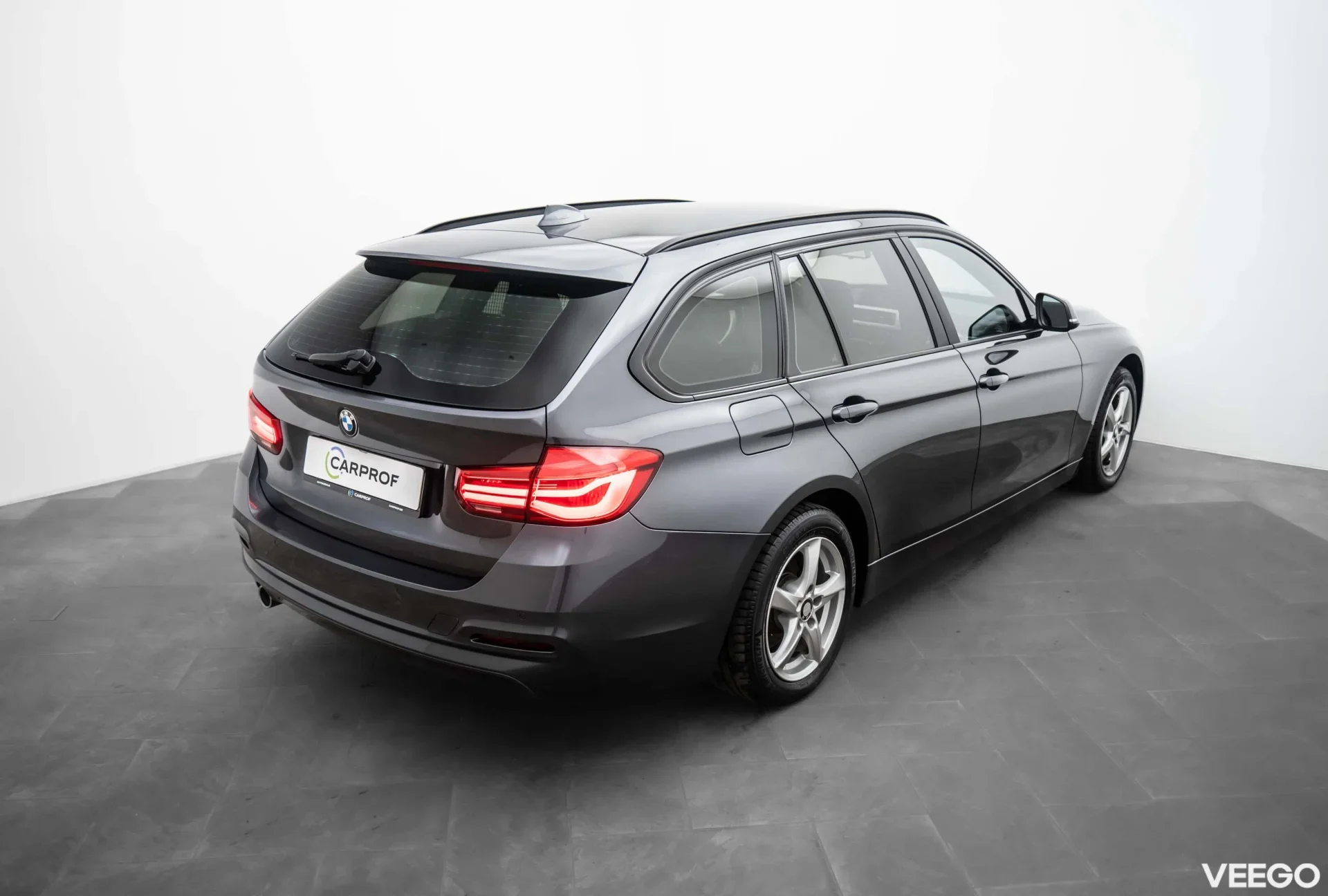 BMW 318 d Touring Advantage 2.0 110kW