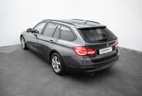 BMW 318 d Touring Advantage 2.0 110kW thumbnail