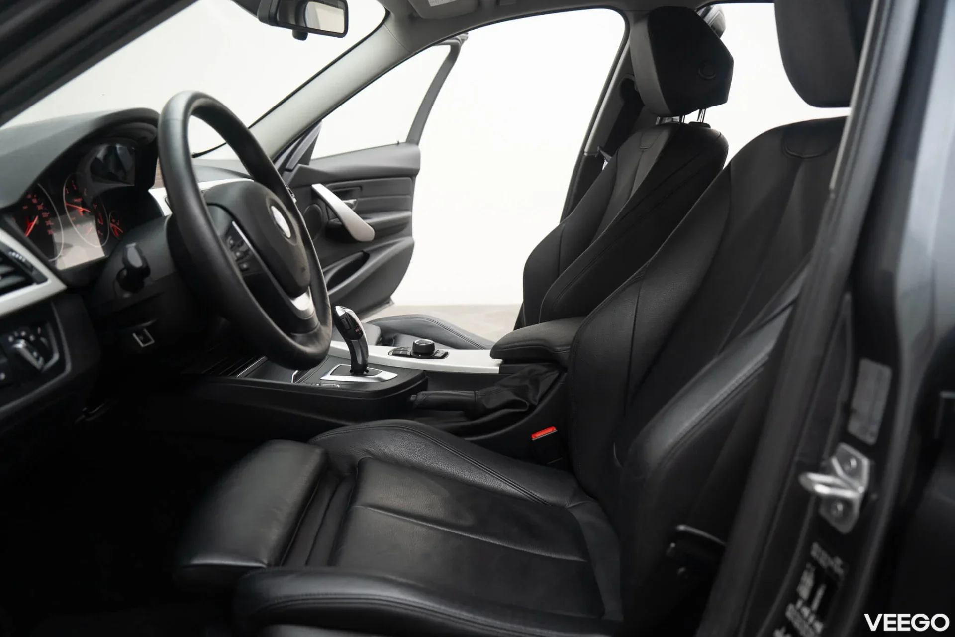 BMW 318 d Touring Advantage 2.0 110kW