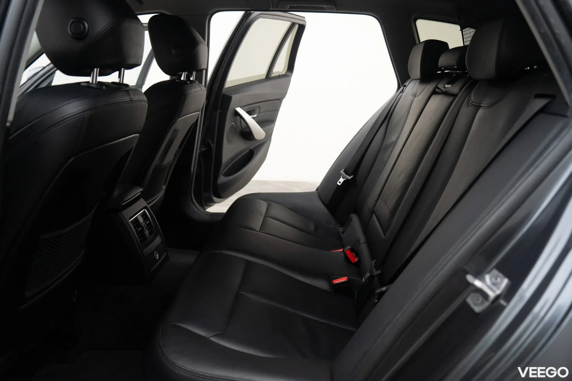 BMW 318 d Touring Advantage 2.0 110kW