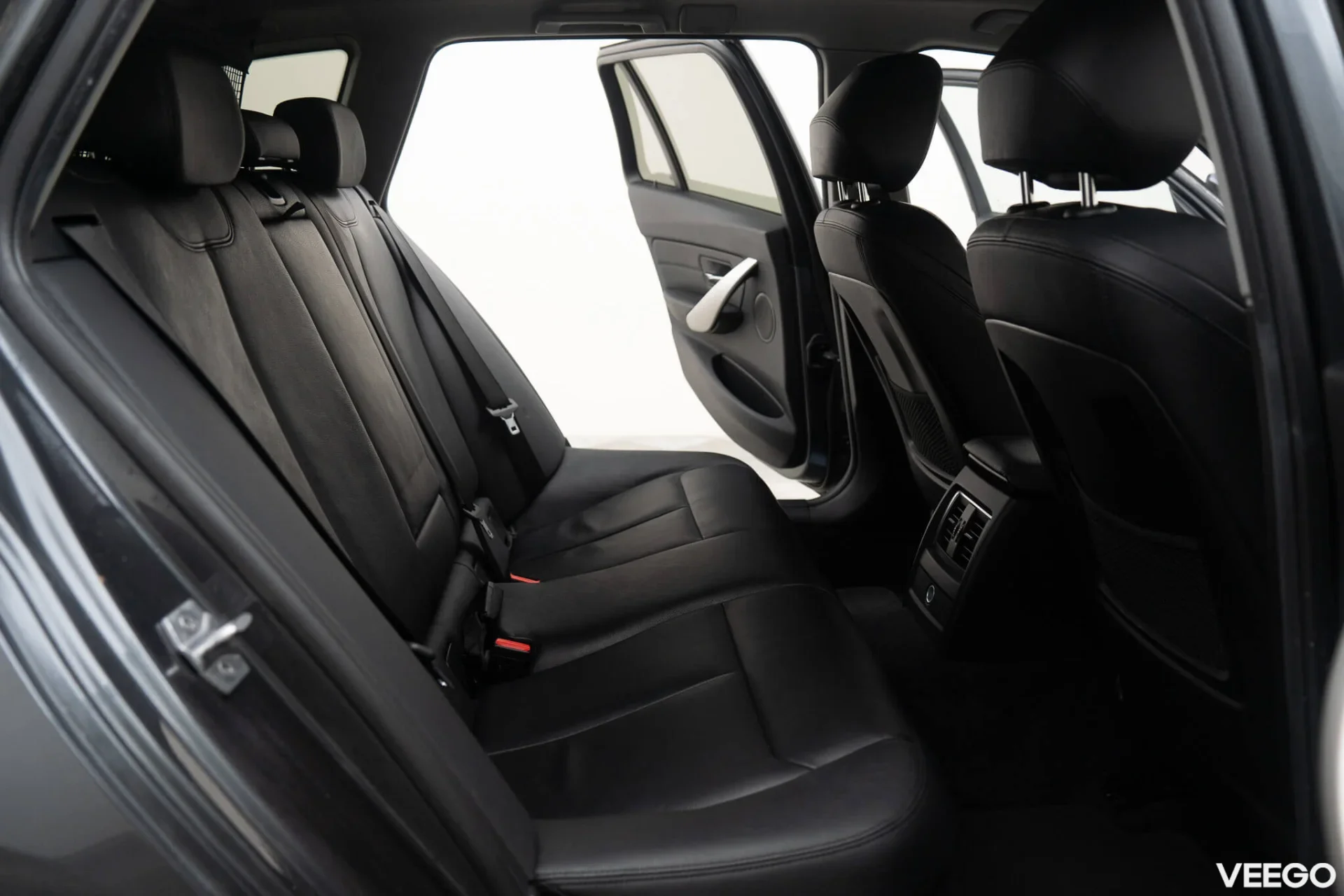 BMW 318 d Touring Advantage 2.0 110kW