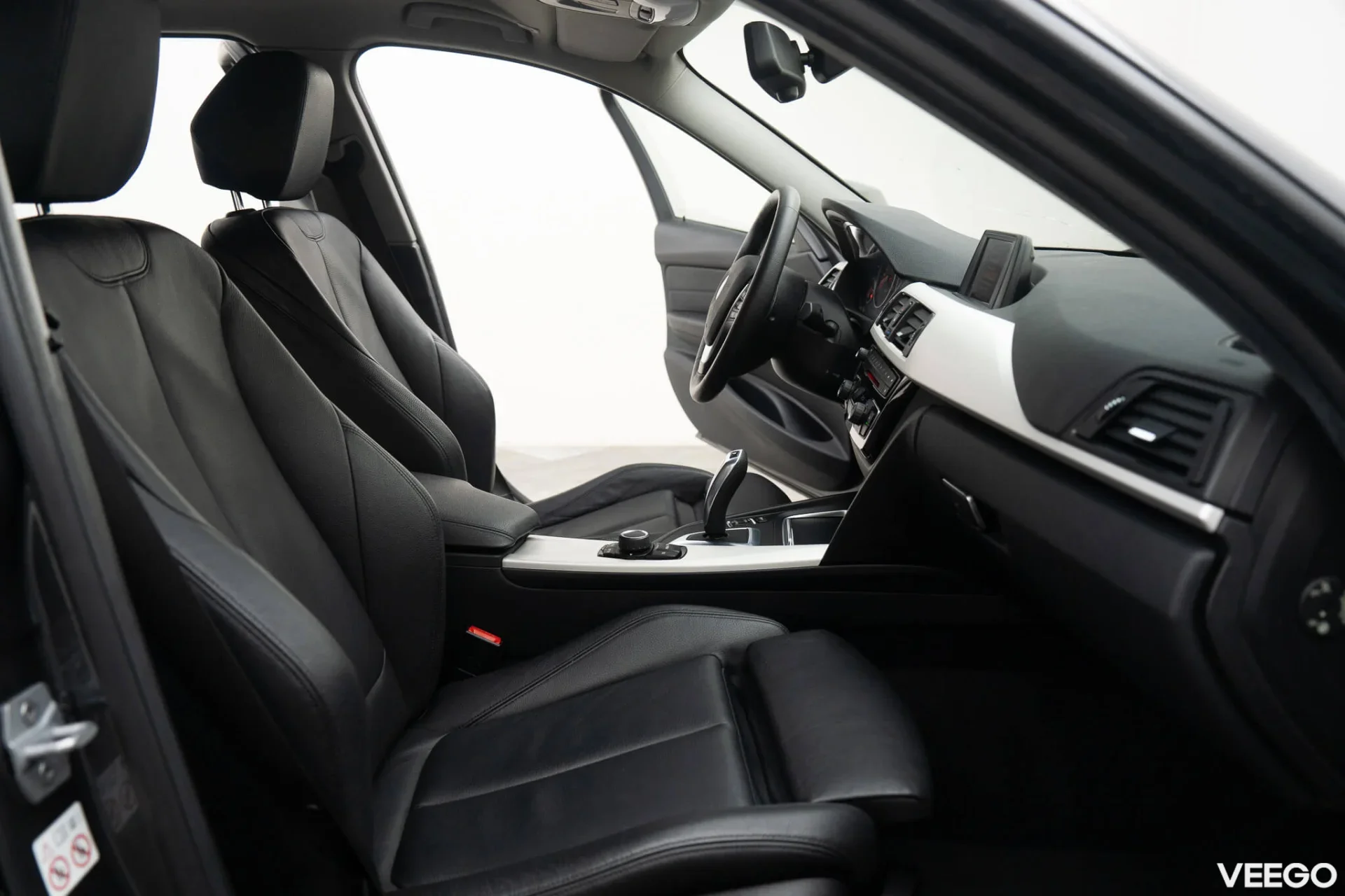 BMW 318 d Touring Advantage 2.0 110kW