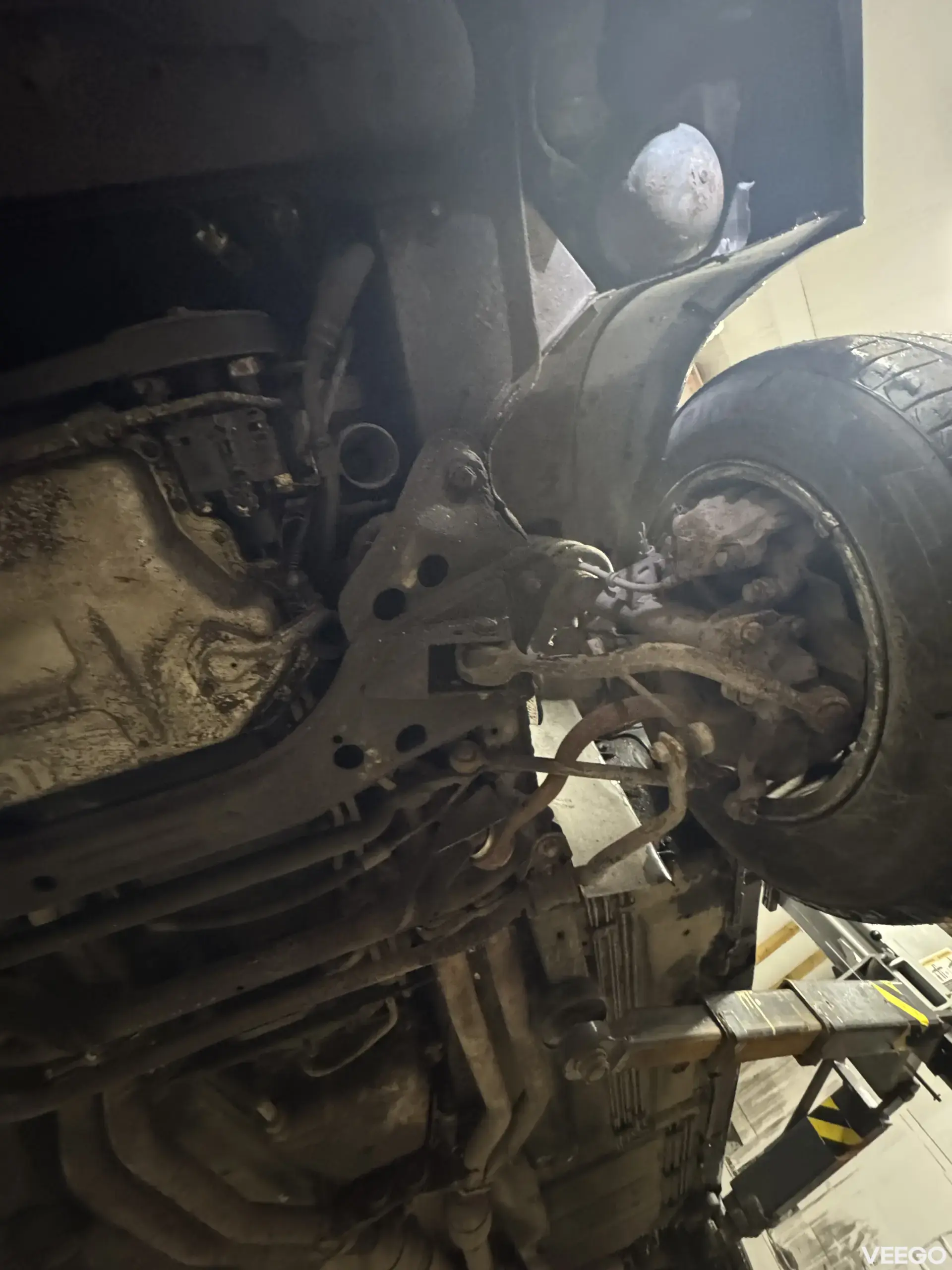 BMW 750I e32 5.0 220kW