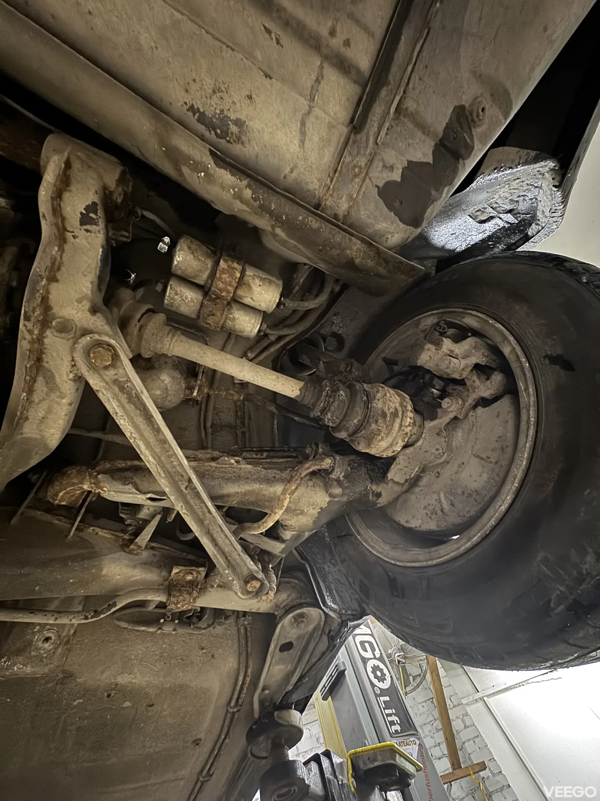 BMW 750I e32 5.0 220kW