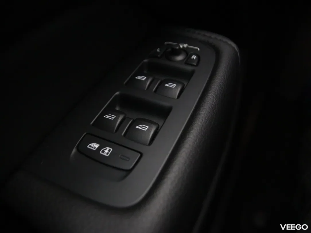 Volvo XC60 2 184kW