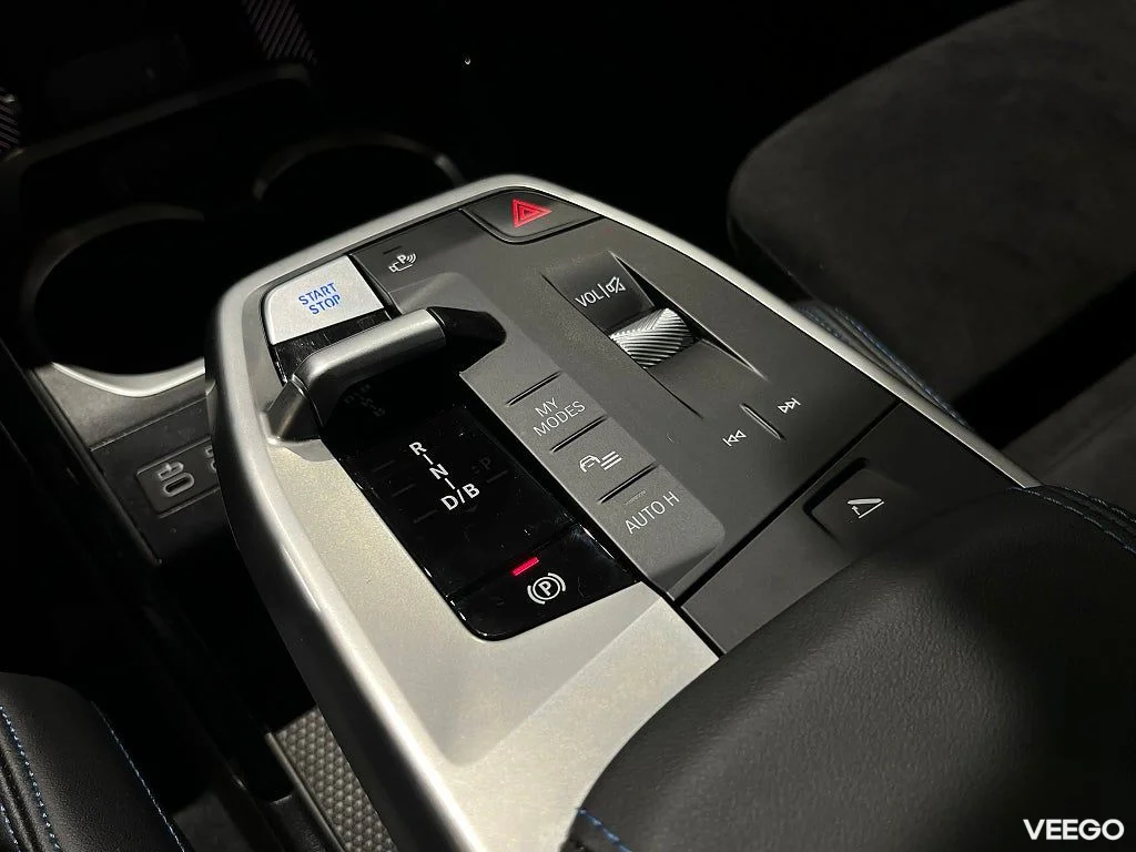 BMW iX1 eDrive20 M Sport Harman/Kardon Head-Up 360-Kamera Drag 150kW