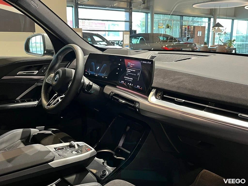 BMW iX1 eDrive20 M Sport Harman/Kardon Head-Up 360-Kamera Drag 150kW