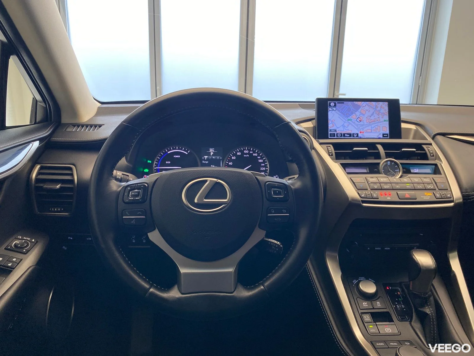 Lexus NX 300h - 114kW