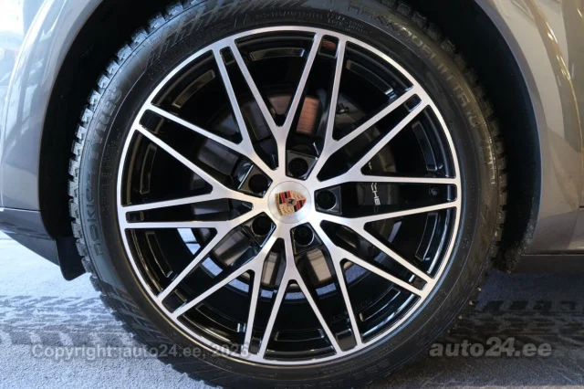 Image of Porsche Cayenne E-Hybrid - 3 346kW