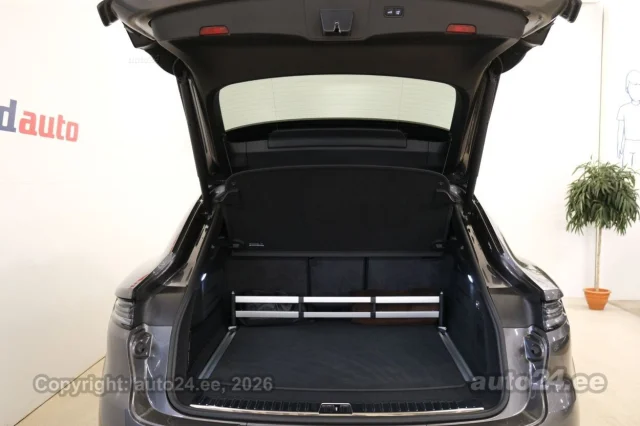 Image of Porsche Cayenne E-Hybrid - 3 346kW