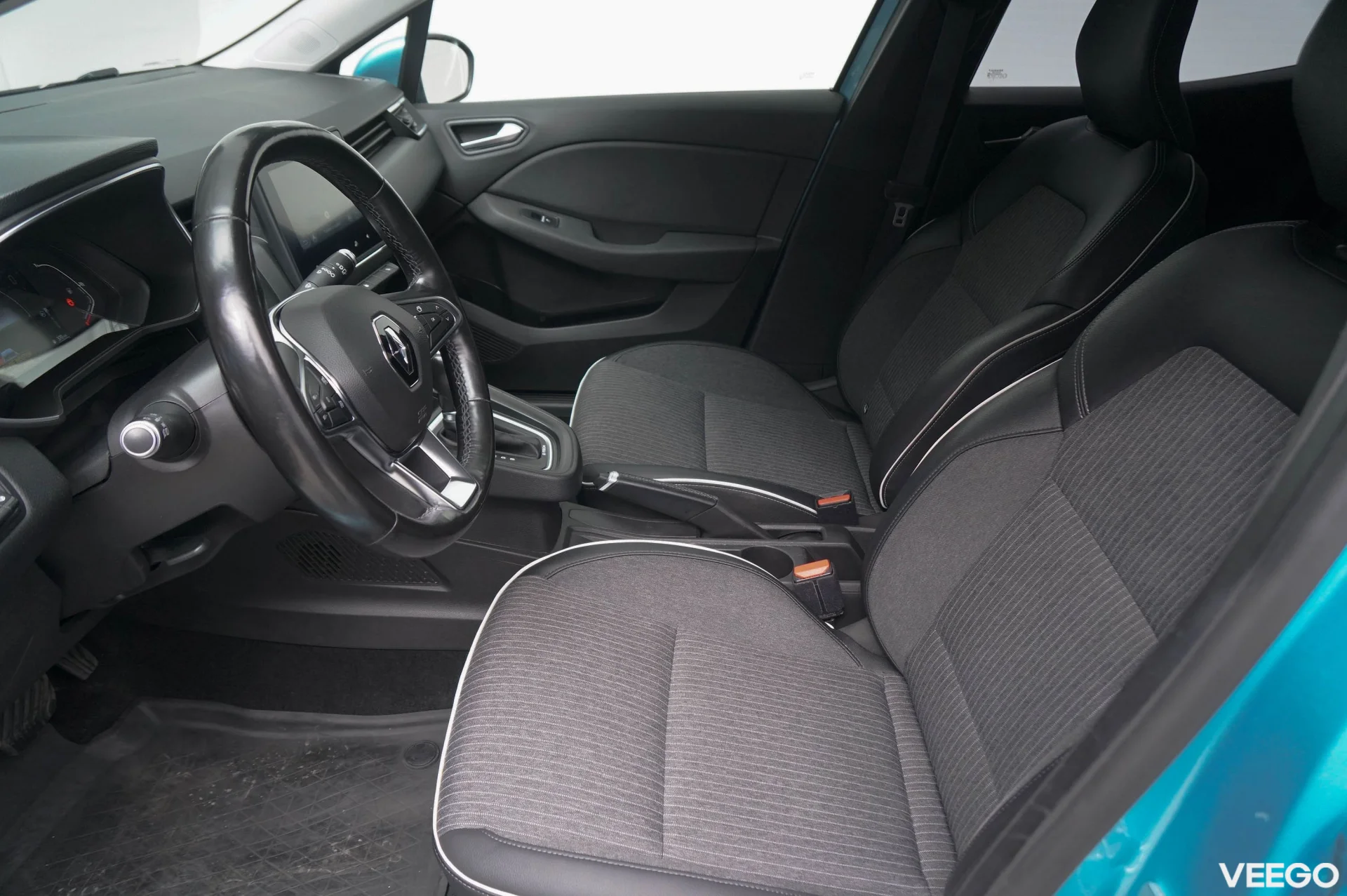 Renault Clio INTENS E-TECH HYBRID 1.6 67kW