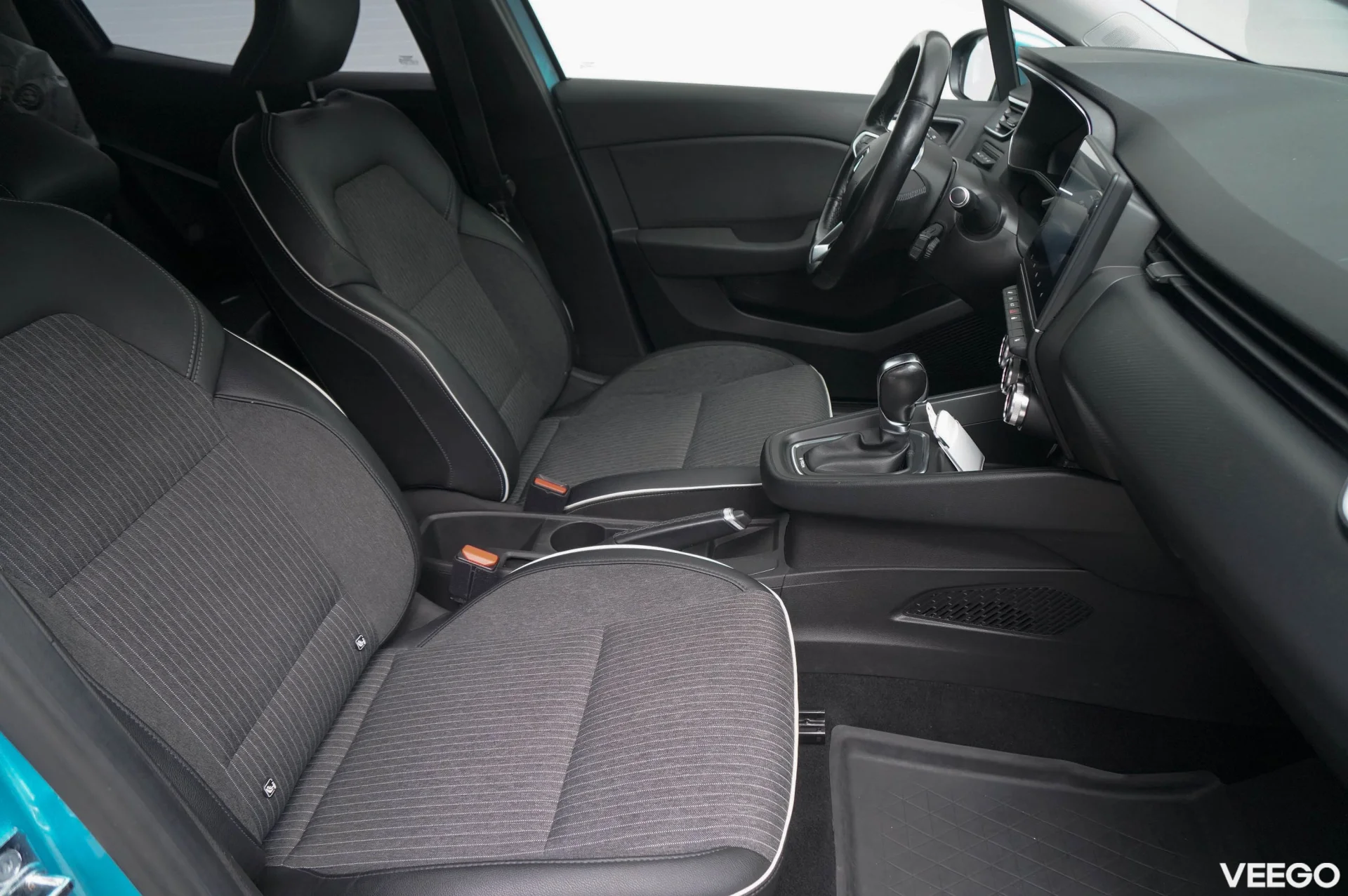 Renault Clio INTENS E-TECH HYBRID 1.6 67kW