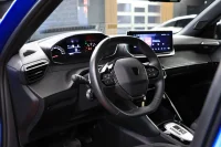 Peugeot 2008 1.2 96kW thumbnail