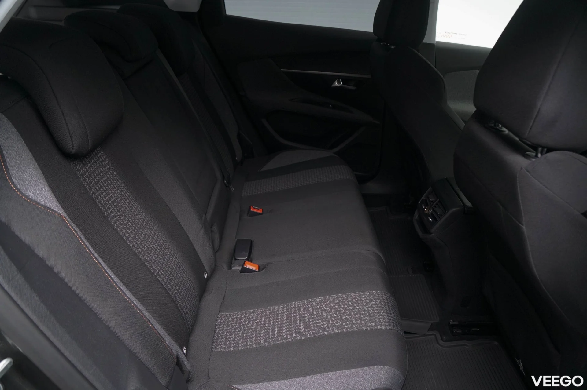 Peugeot 3008 Active Plus Puretech 1.2 96kW