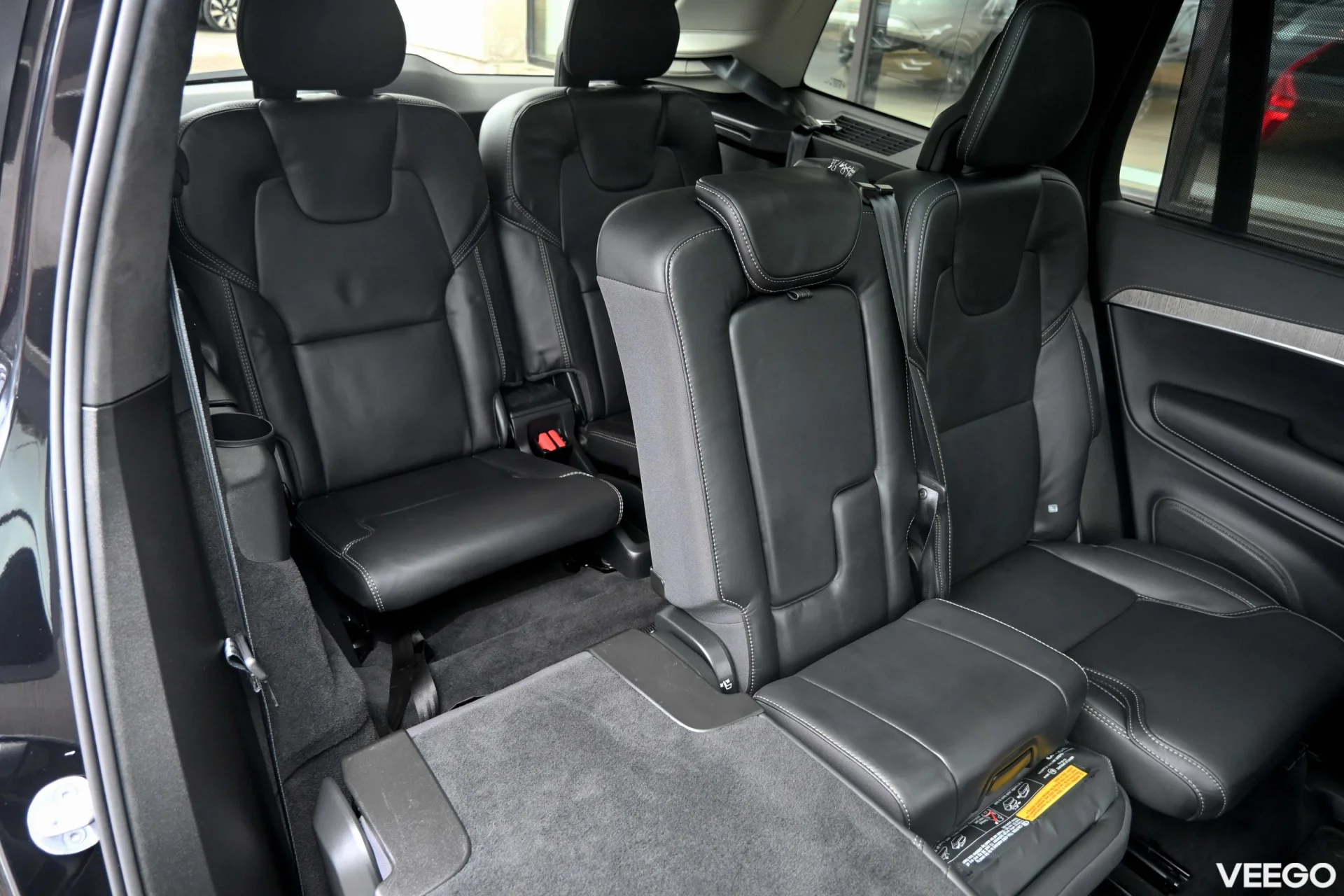 Volvo XC90 AWD H&K LUXURY+ ULTRA DARK XENIUM INTELLI PRO MY2024 2 335kW