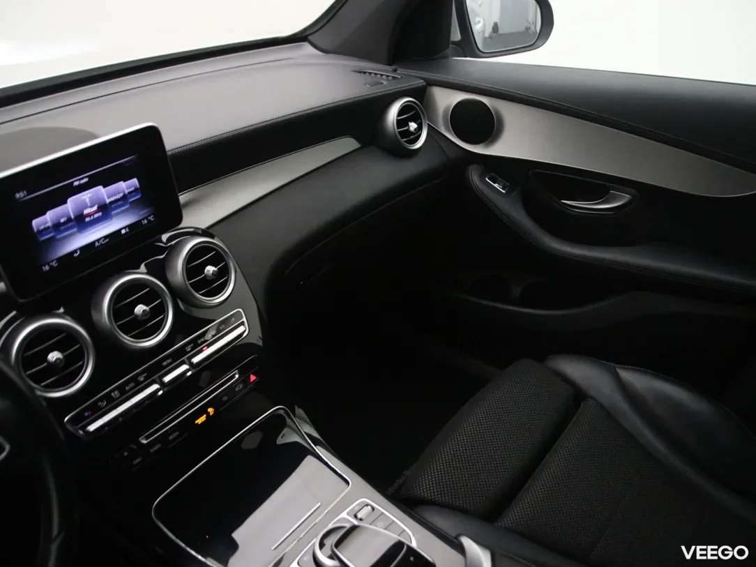 Mercedes-Benz GLC220 2.1 125kW