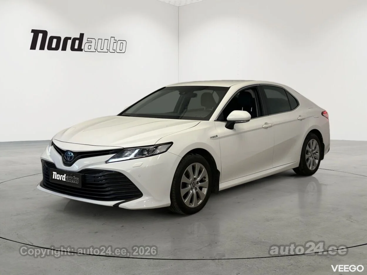 Toyota Camry Luxury 2.5 131kW