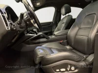 Porsche Cayenne Coupe E-Hybrid 3 340kW thumbnail