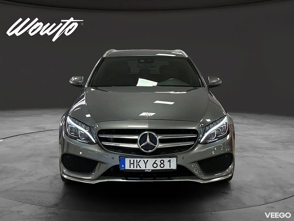 Mercedes-Benz C300 C 300 T 245HK AMG /B-Kamera 180kW