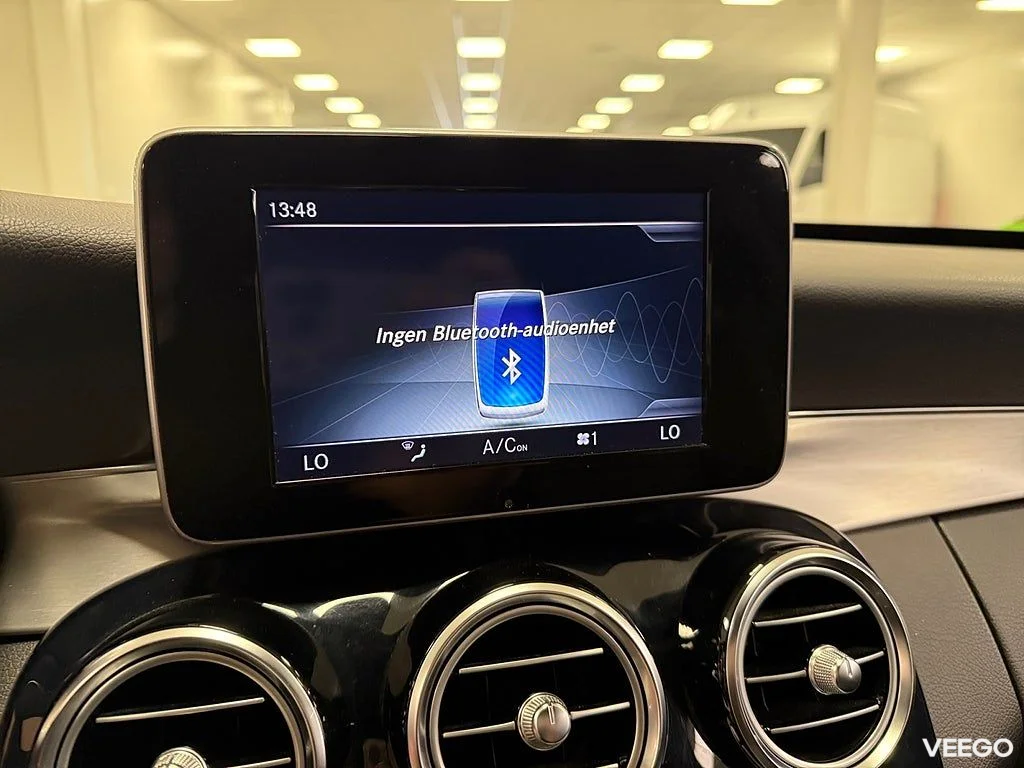 Mercedes-Benz C300 C 300 T 245HK AMG /B-Kamera 180kW