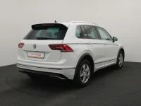 Volkswagen Tiguan 2 176kW thumbnail