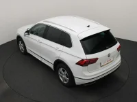 Volkswagen Tiguan 2 176kW thumbnail