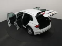 Volkswagen Tiguan 2 176kW thumbnail