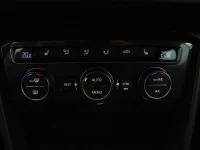 Volkswagen Tiguan 2 176kW thumbnail