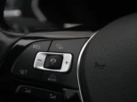 Volkswagen Tiguan 2 176kW thumbnail