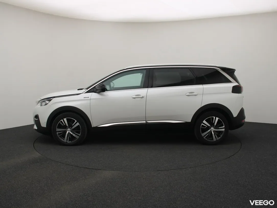 Peugeot 5008 1.5 96kW