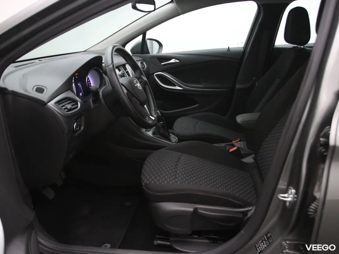 Opel Astra 1.6 81kW