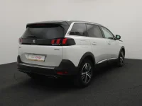 Peugeot 5008 1.5 96kW thumbnail