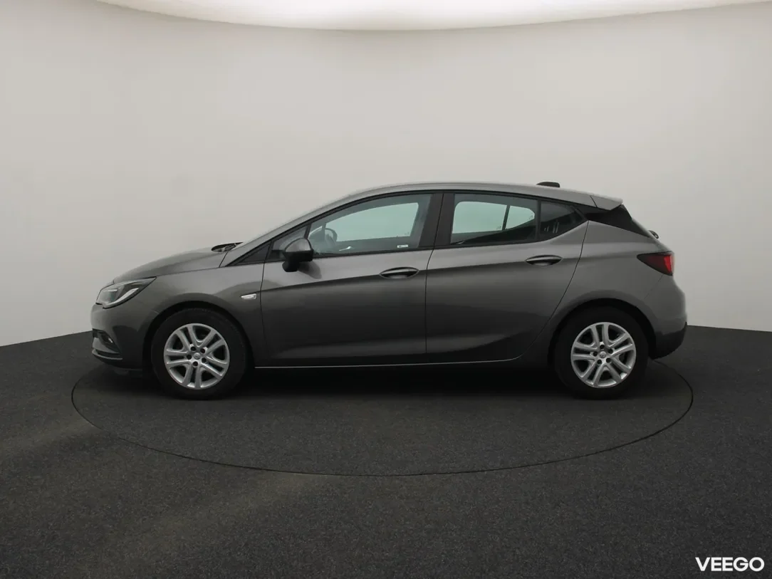 Opel Astra 1.6 81kW