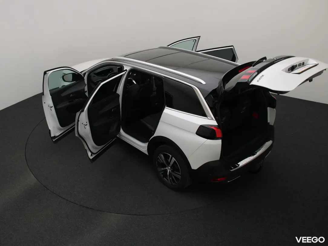 Peugeot 5008 1.5 96kW