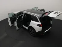 Peugeot 5008 1.5 96kW thumbnail