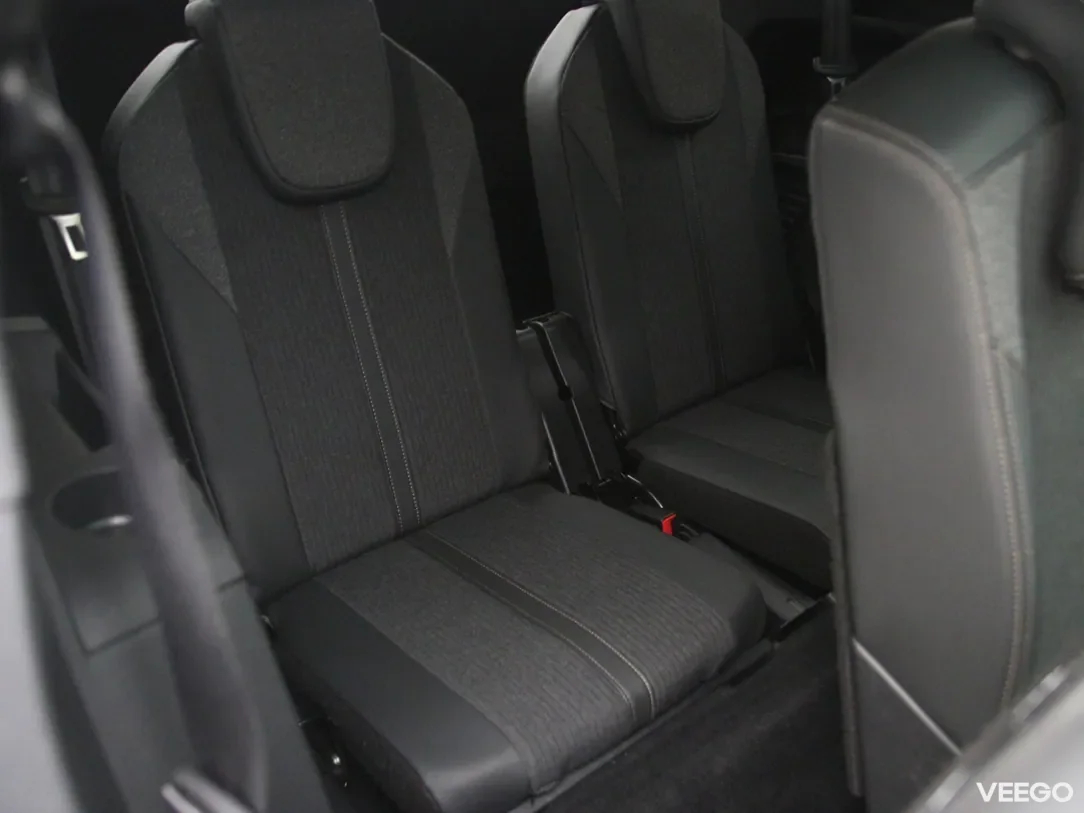 Peugeot 5008 1.5 96kW