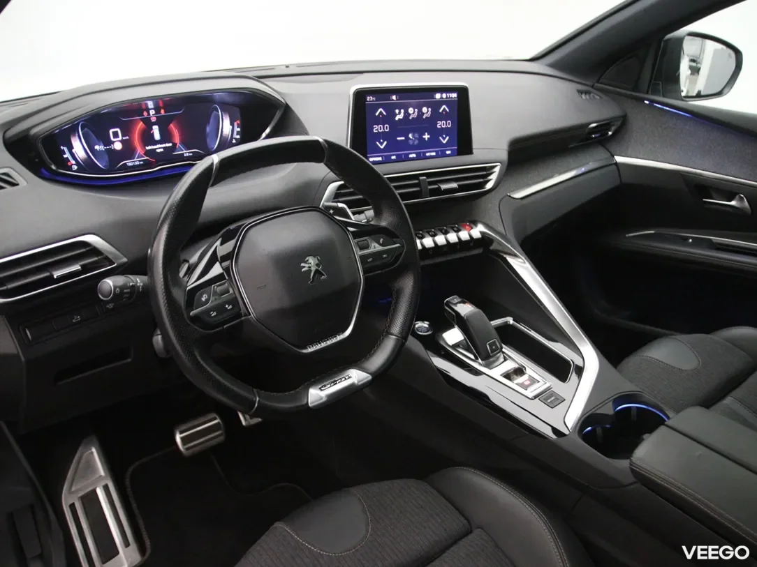Peugeot 5008 1.5 96kW